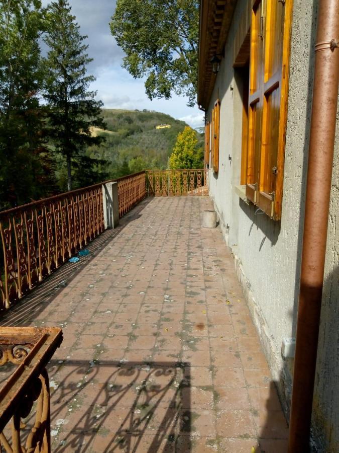 Апартаменти Casale La Pineta Mombaroccio Екстер'єр фото